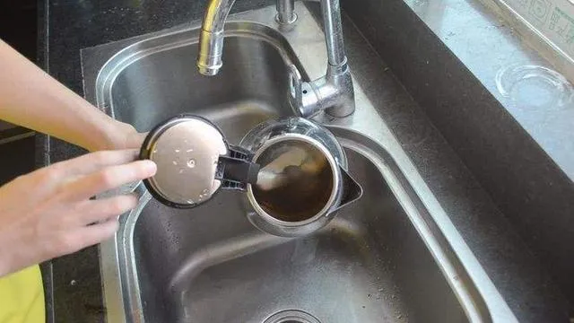 热水壶水垢如何快速去除|热水壶怎么去水垢最简单方法