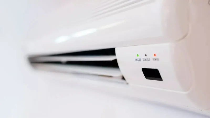 空调除湿 Dehumidification of air conditioner