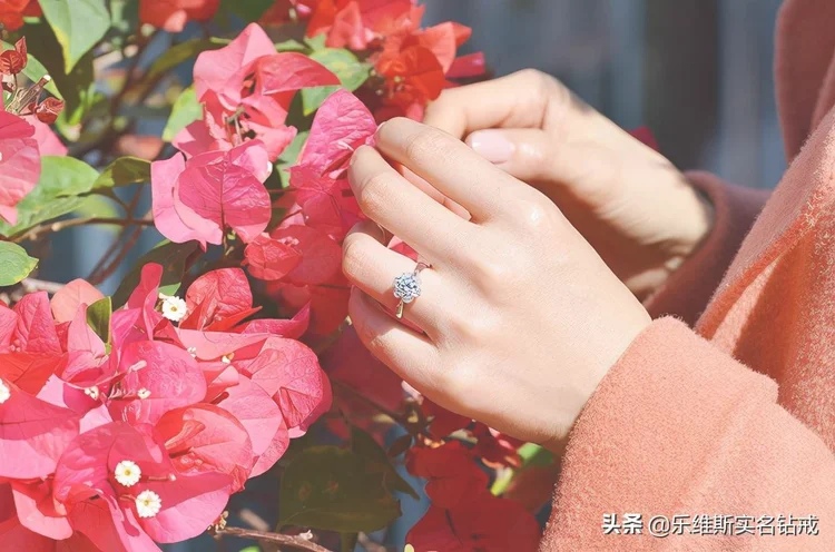 戒指的戴法和含义（结婚戒指怎么戴？）