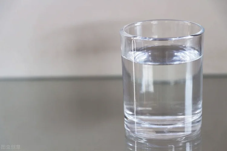 一天究竟要喝多少水？关于它的10个问题，你真的懂喝水吗？