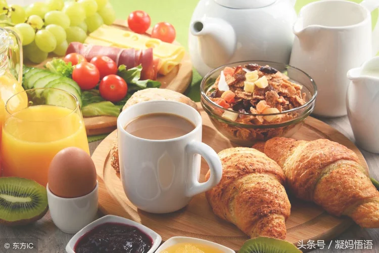 孕早期早餐食谱（孕早期早餐如何吃才能营养均衡？）