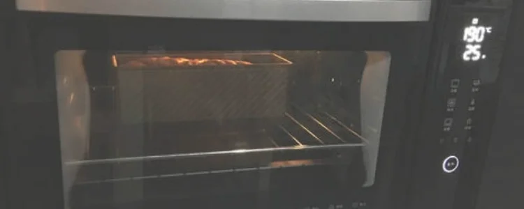 烤箱开门空烤危险吗