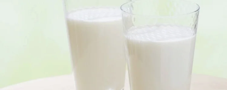 喝牛奶会不会变白