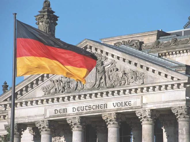 德国政府下调今明两年德经济增长预期